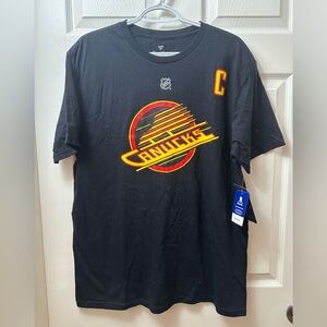 Vancouver Canucks “Hughes” T-Shirt Size Large